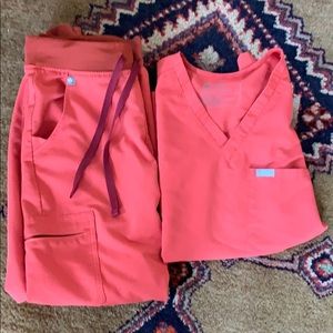 Figs clay xs zamora joggers and small catarina top
